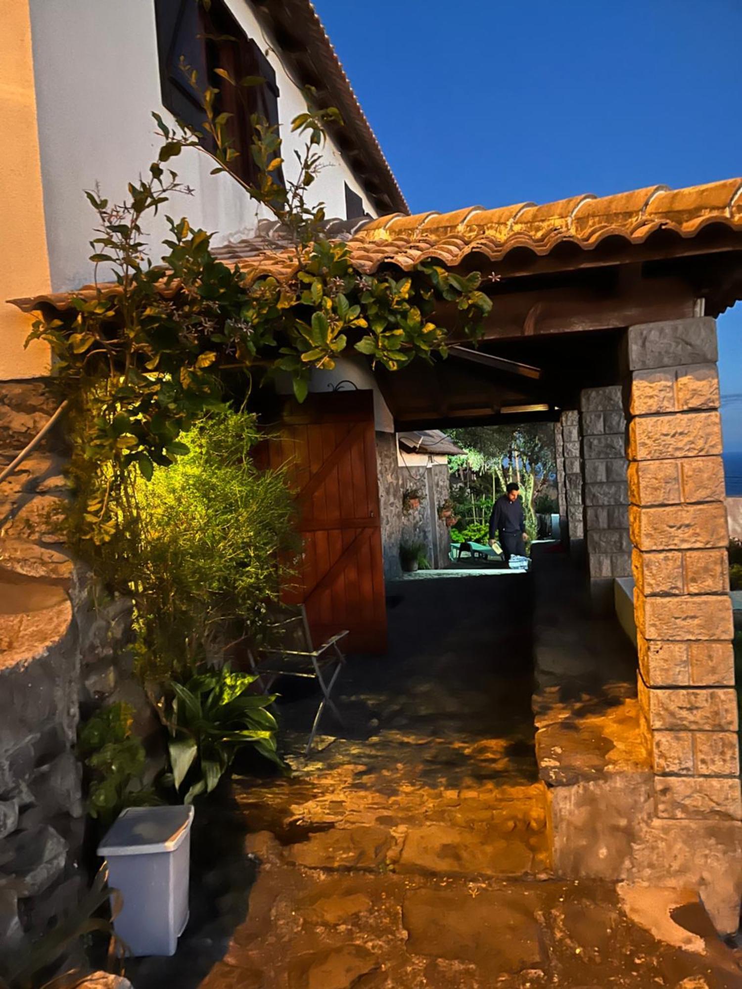 Villa Cozy Sea View House Faja Da Ovelha à Calheta  Extérieur photo